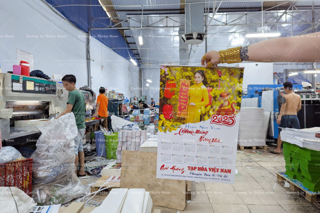 Lịch tờ nẹp thiếc