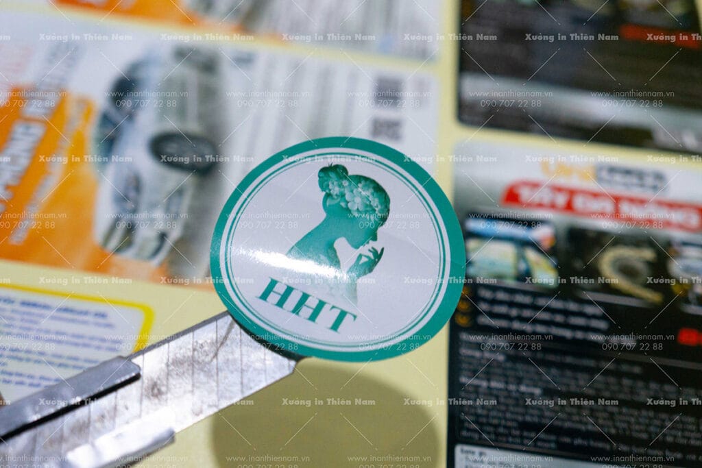 In nhanh decal lấy liền