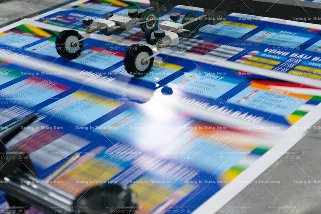 Sản xuất lịch bóng đá giá rẻ