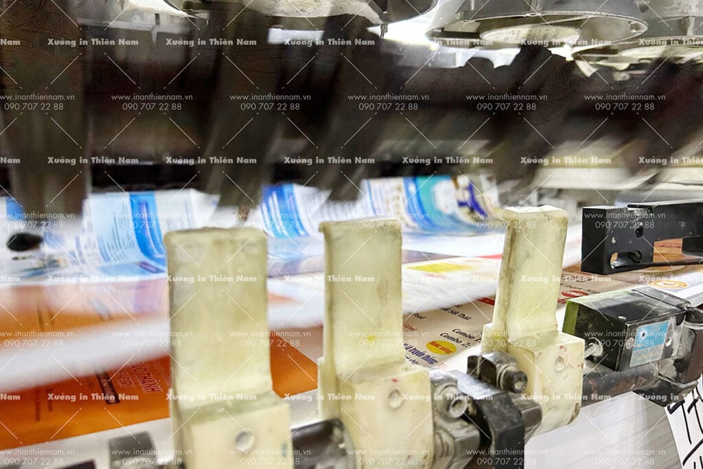 Xưởng in tờ rơi